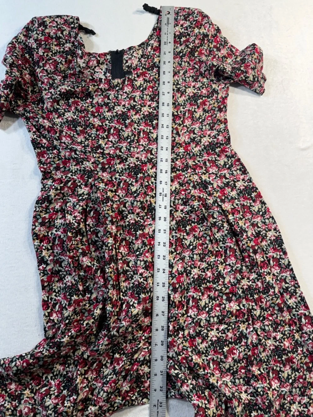 Vintage 90's All that Jazz Rayon Floral Wide Leg Jumpsuit with Shoulder Pads - Picture 5 of 7